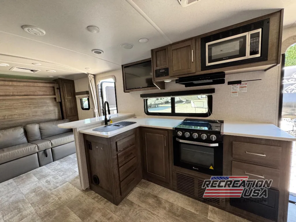 2022 Forest River Flagstaff Micro Lite 25FBS, Photos photo 13