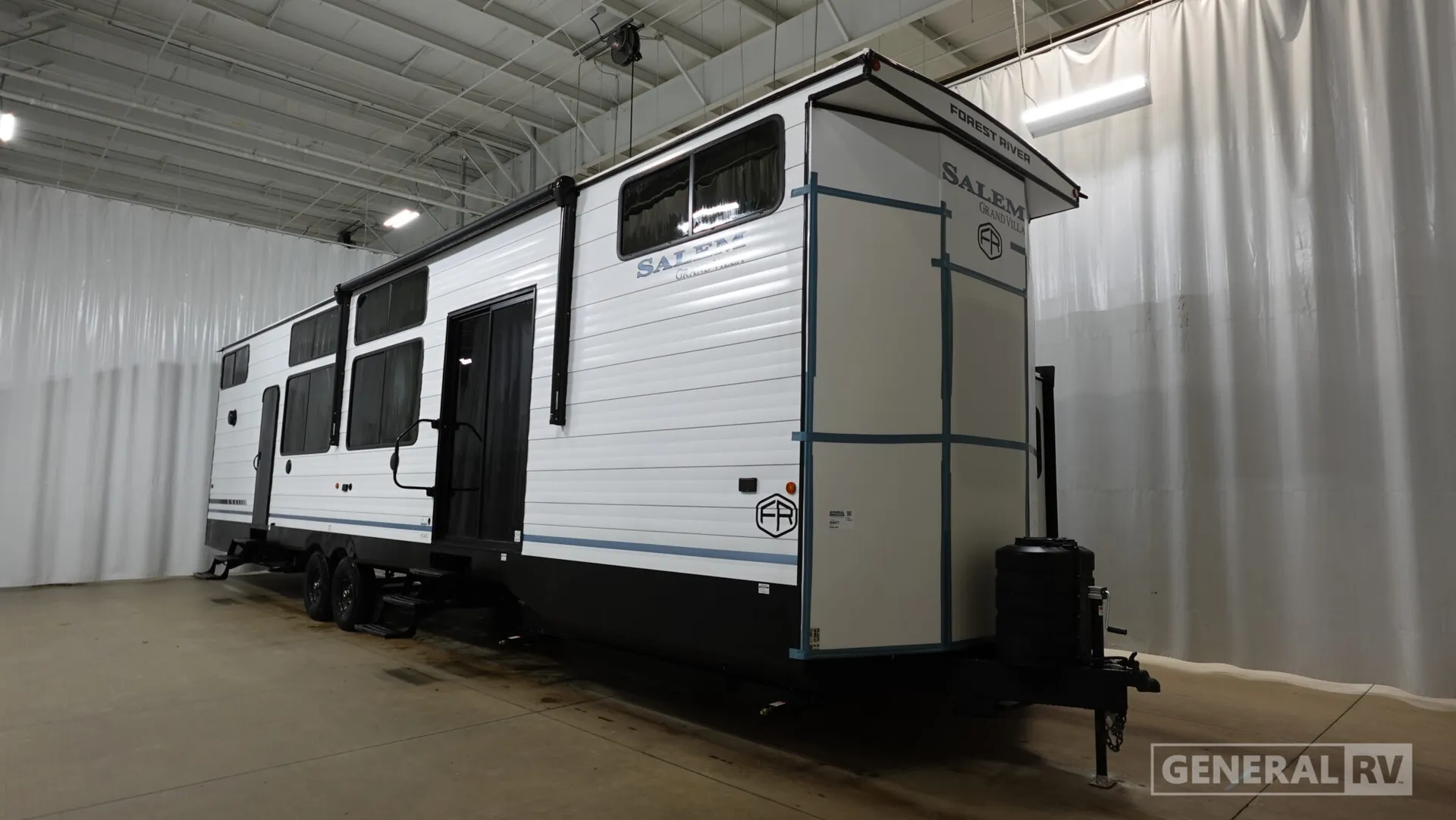 2026 Forest River Salem Grand Villa 42ICE - Photo 2