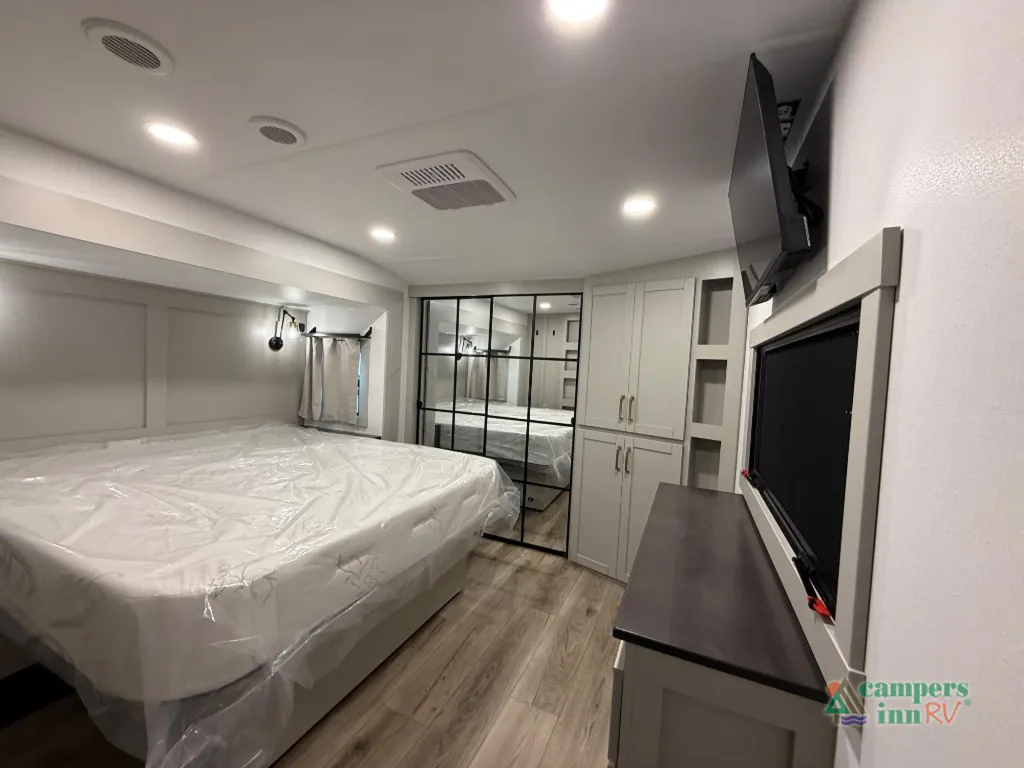 2026 Brinkley Model Z 3600, Photos photo 34