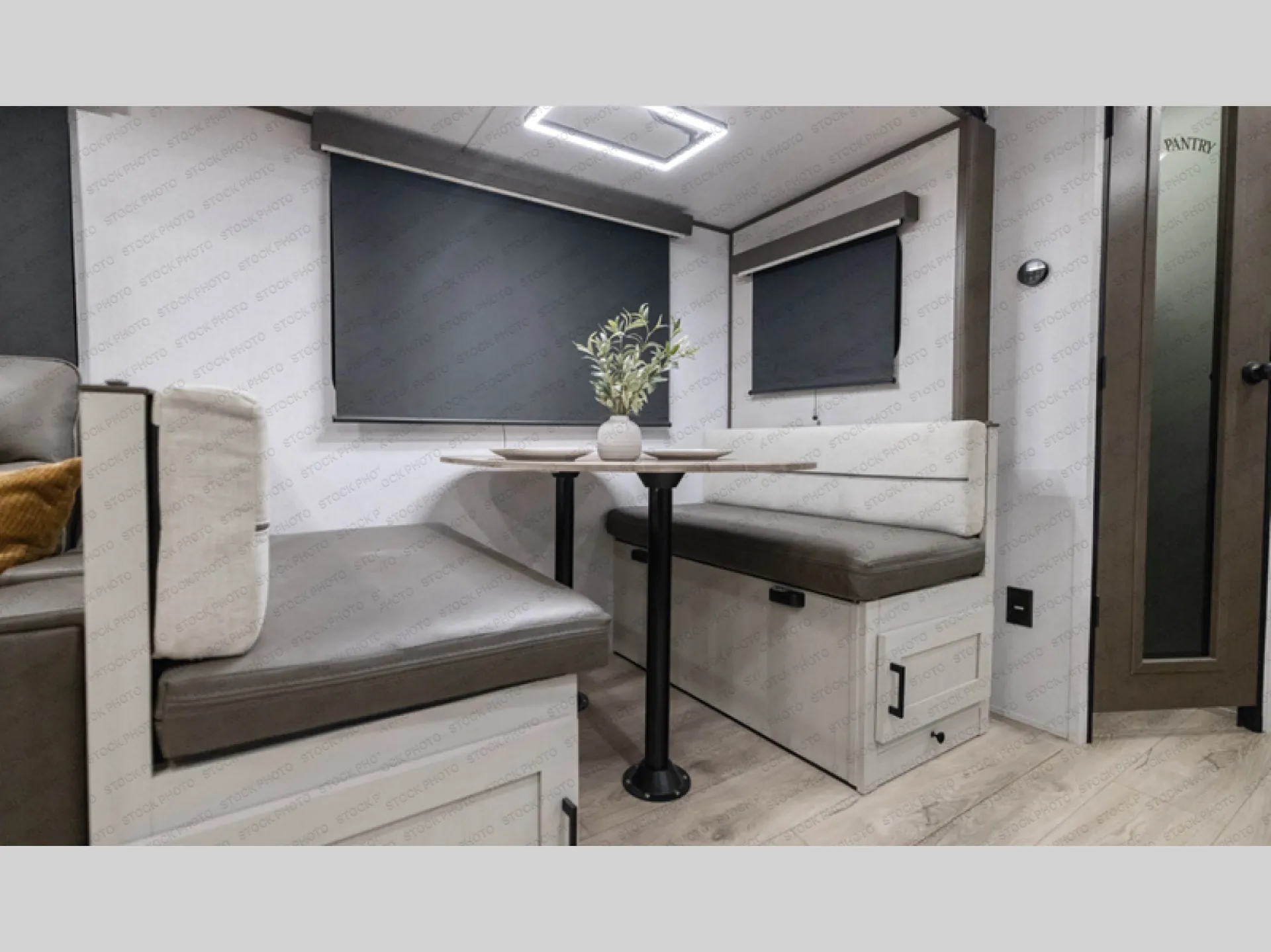 2027 Coachmen American Spirit 2963BH - Photo 3