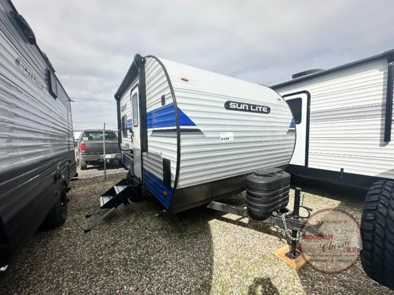 2026 Sunset Park RV Sun Lite 14THX - Photo 2