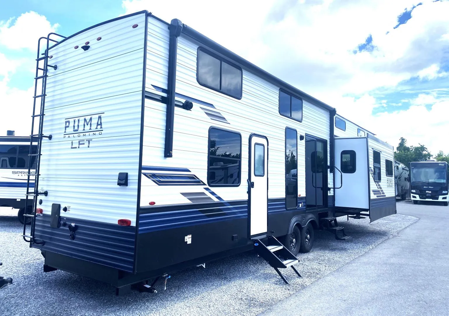 2024 Forest River Puma Vista 402LFT - Photo 3