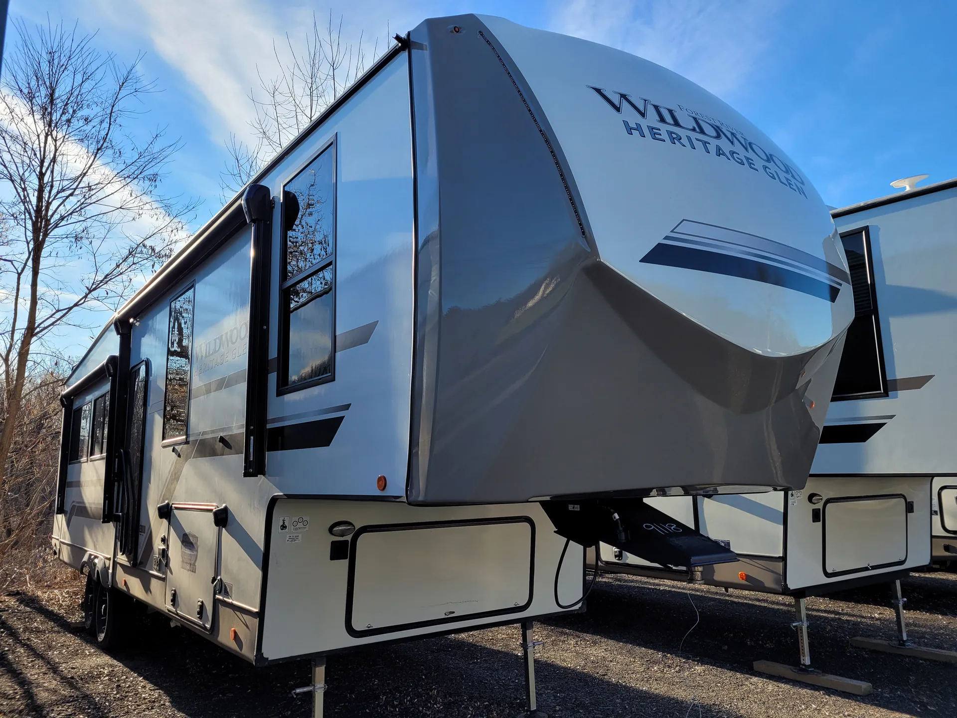 2024 Forest River Wildwood Heritage Glen 325RL - Photo 2
