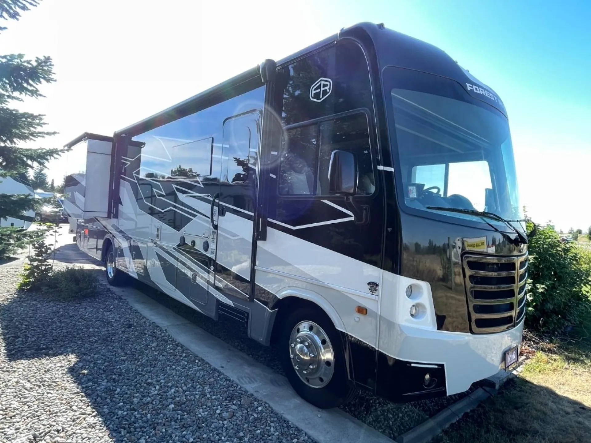 2025 Forest River FR3 35G - Photo 2