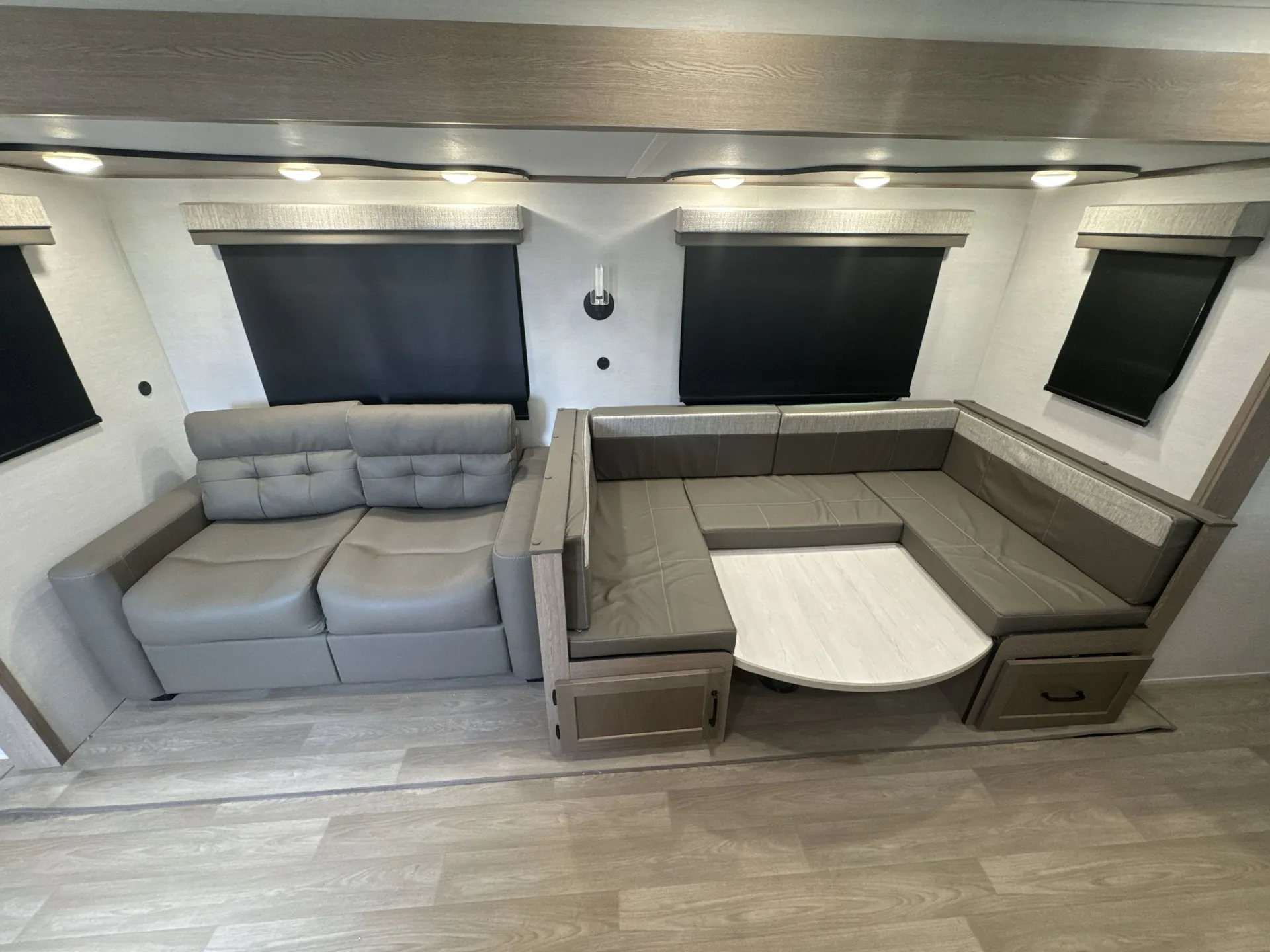 2027 Gulf Stream Conquest Supreme 285DBS — living area main