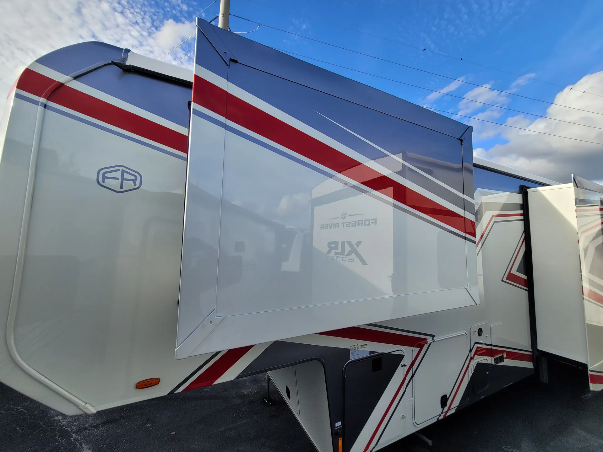 2026 Forest River XLR Nitro 41G14 — Photo 5