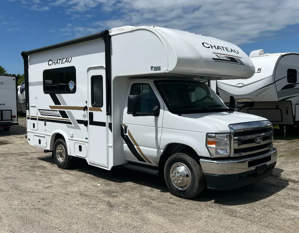 2027 Thor Motor Coach Chateau 19X - Photo 2