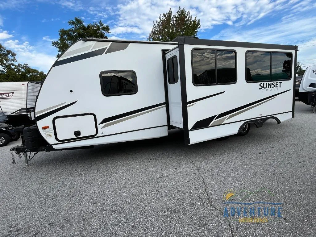 2022 CrossRoads Sunset Trail Super Lite SS253RB - Photo 2