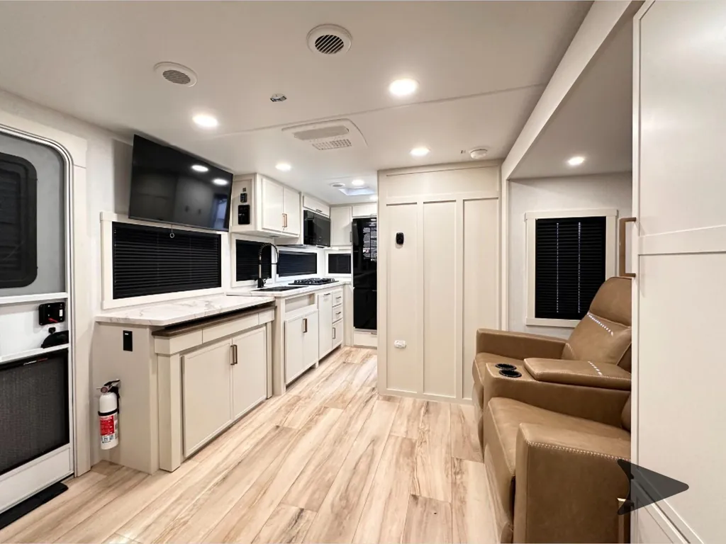 2026 Brinkley Model Ix 20X, Photos photo 22