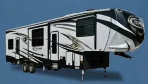 Heartland Torque TQ 365 exterior