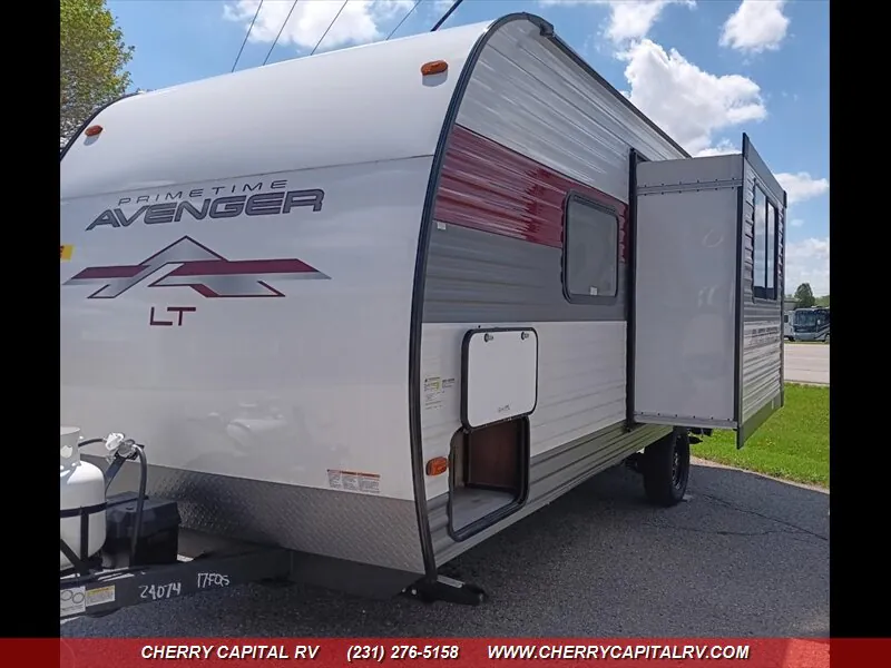 2024 Prime Time Avenger LT 17FQS - Photo 2