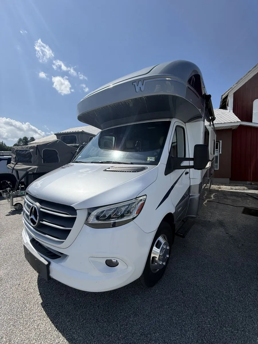 2021 Winnebago WINNEBAGO 24J - Photo 3