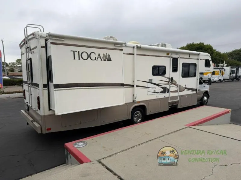 2006 Fleetwood RV Tioga 31M - Photo 4
