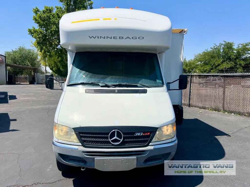 2006 Winnebago Sprinter View - Photo 2