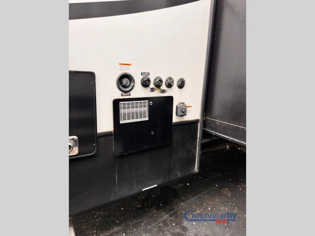 2020 Dutchmen Voltage Triton 3551, Photos photo 46