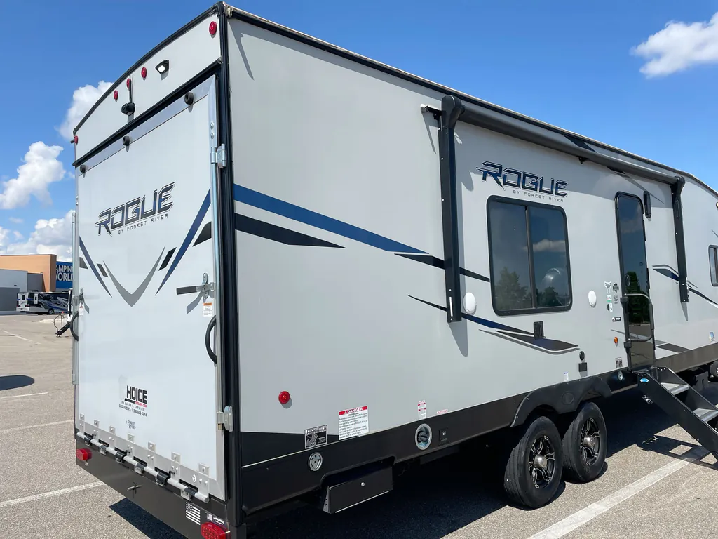 2022 Forest River Vengeance Rogue 26V, Photos photo 34
