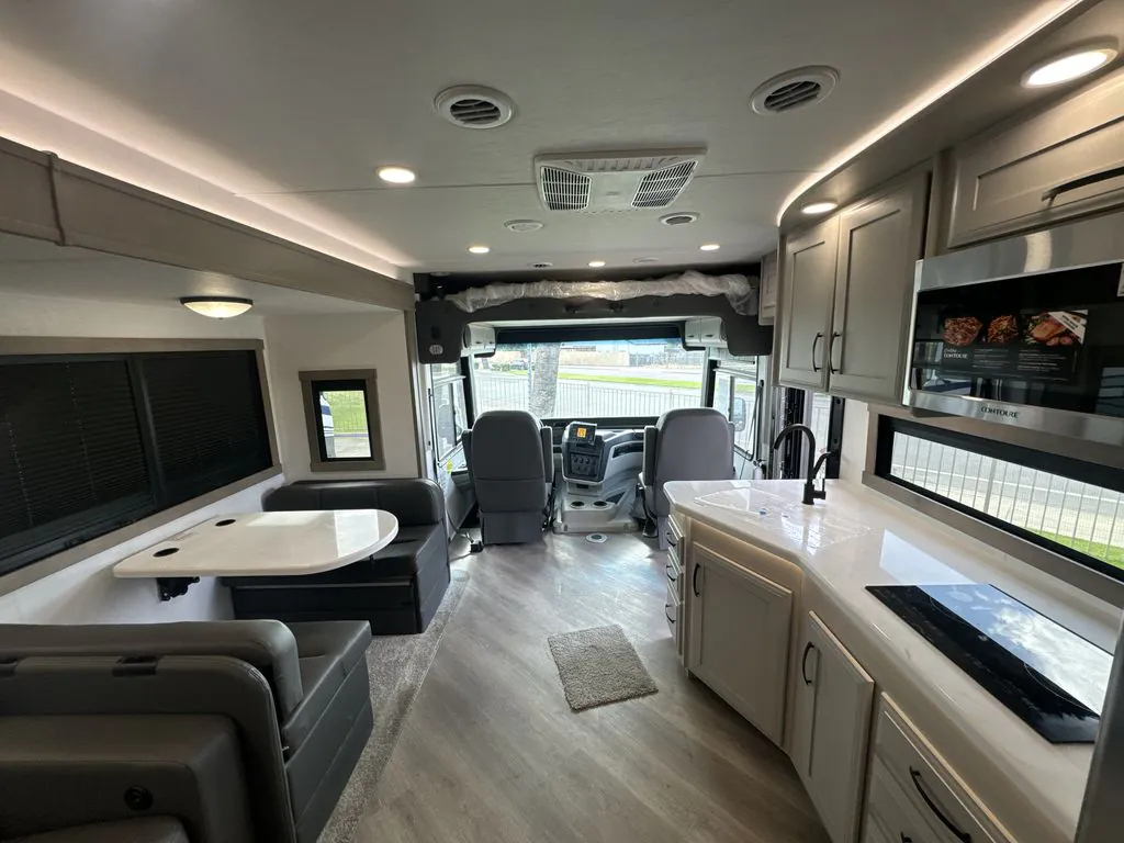 2027 Entegra Coach Emblem 36U, Photos photo 4