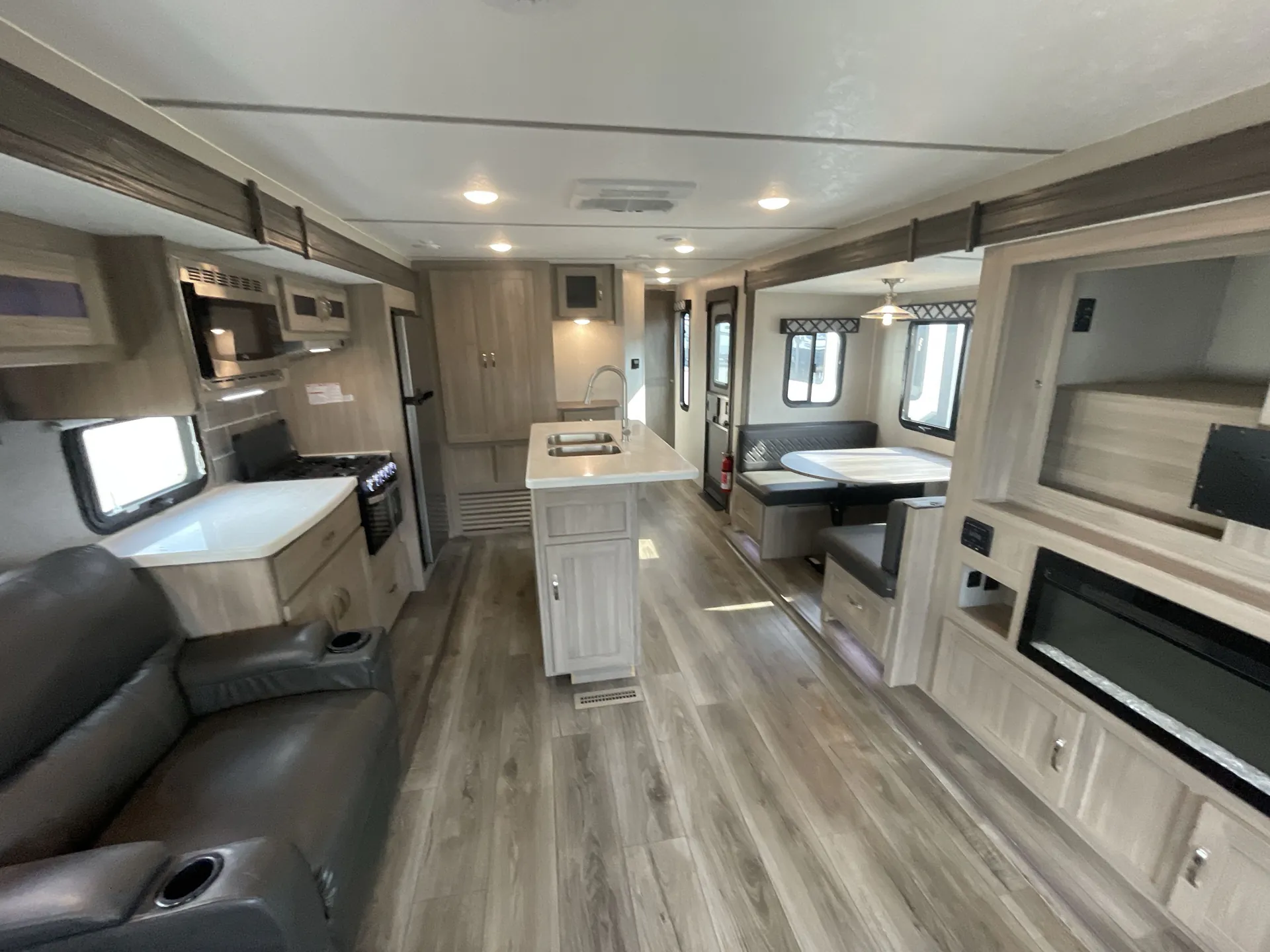 2021 Coachmen Freedom Express Liberty Edition 324RLDSLE — living area main
