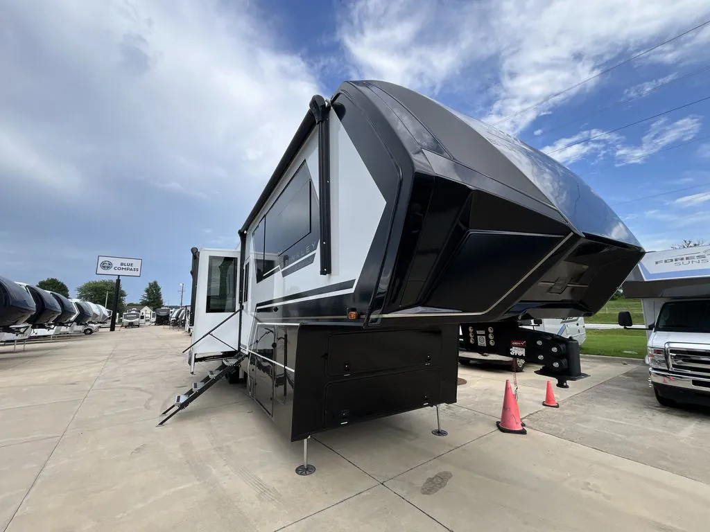 2027 Brinkley Model G 4170