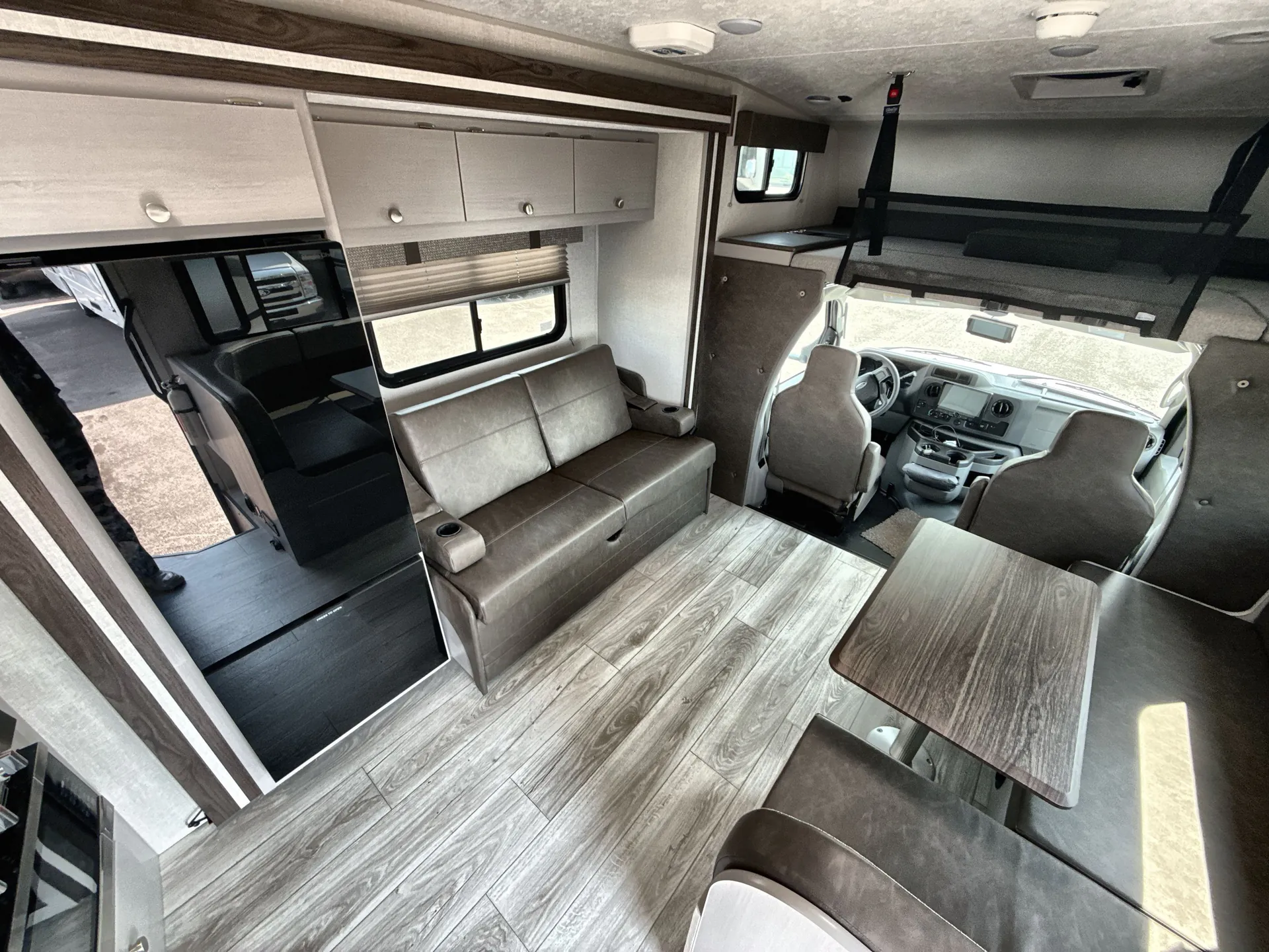 2025 Coachmen Freelander 29KB — living area main