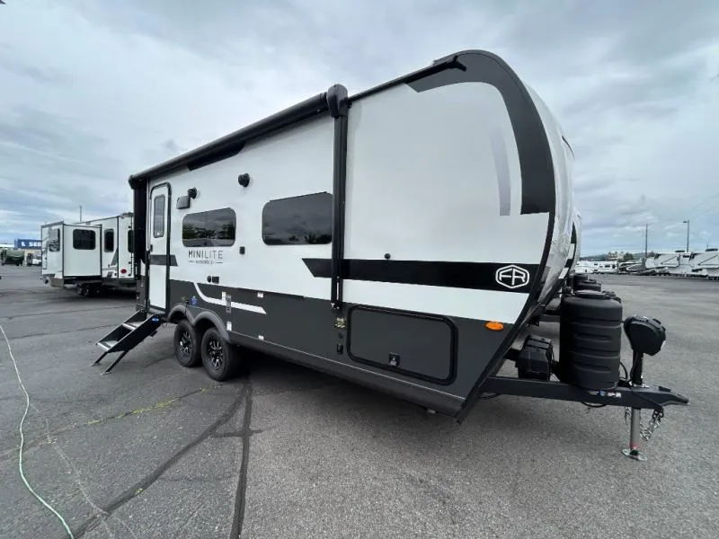 2026 Forest River Rockwood Mini Lite 2109S - Photo 2