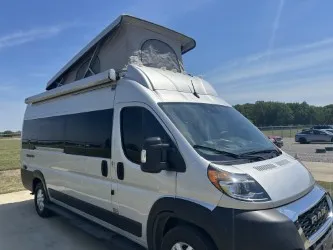 2023 Thor Motor Coach Sequence 20J - Photo 3