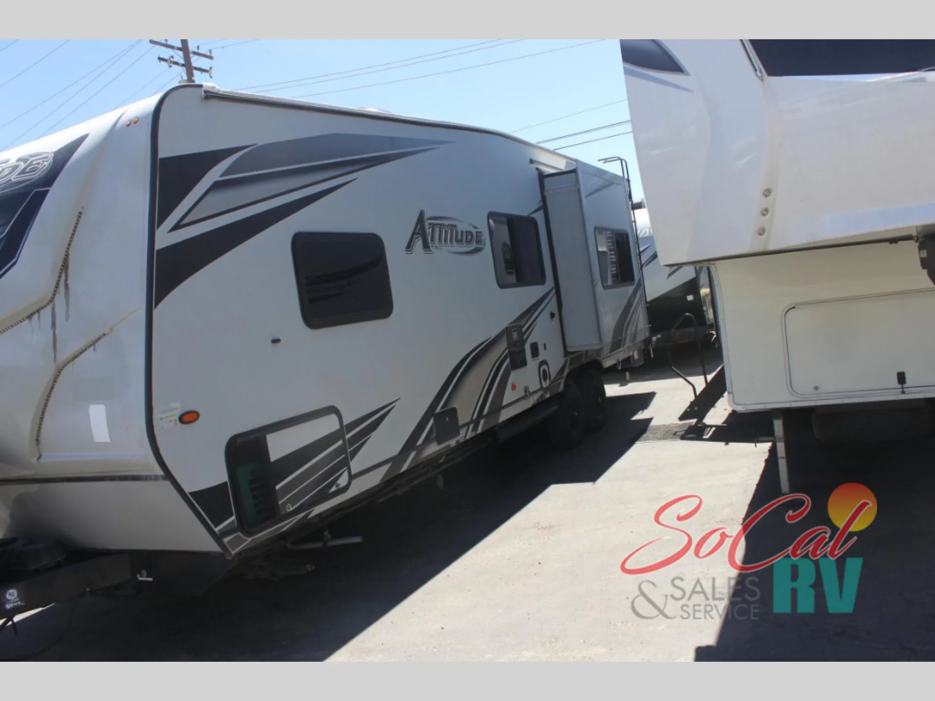 2022 Eclipse Attitude 27SA - Photo 4