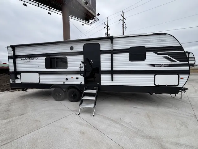 2025 Grand Design Transcend Xplor 26BHX - Photo 2