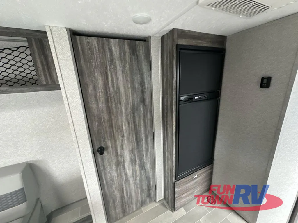 2020 Forest River Wildwood FSX 210RT, Photos photo 30