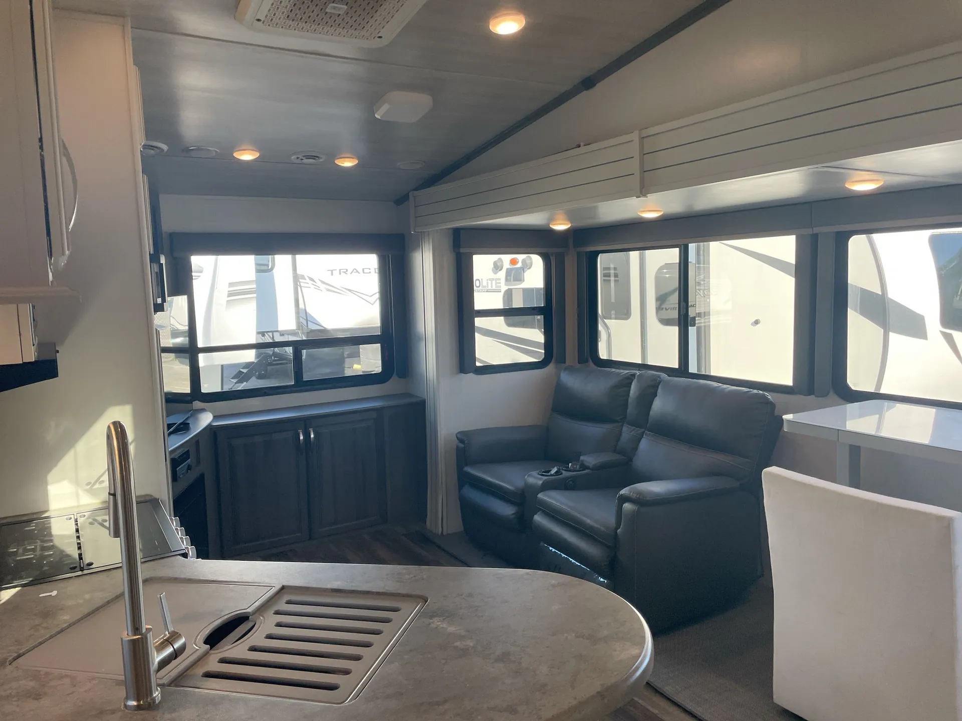 2018 Keystone Cougar 310RLS — living area main