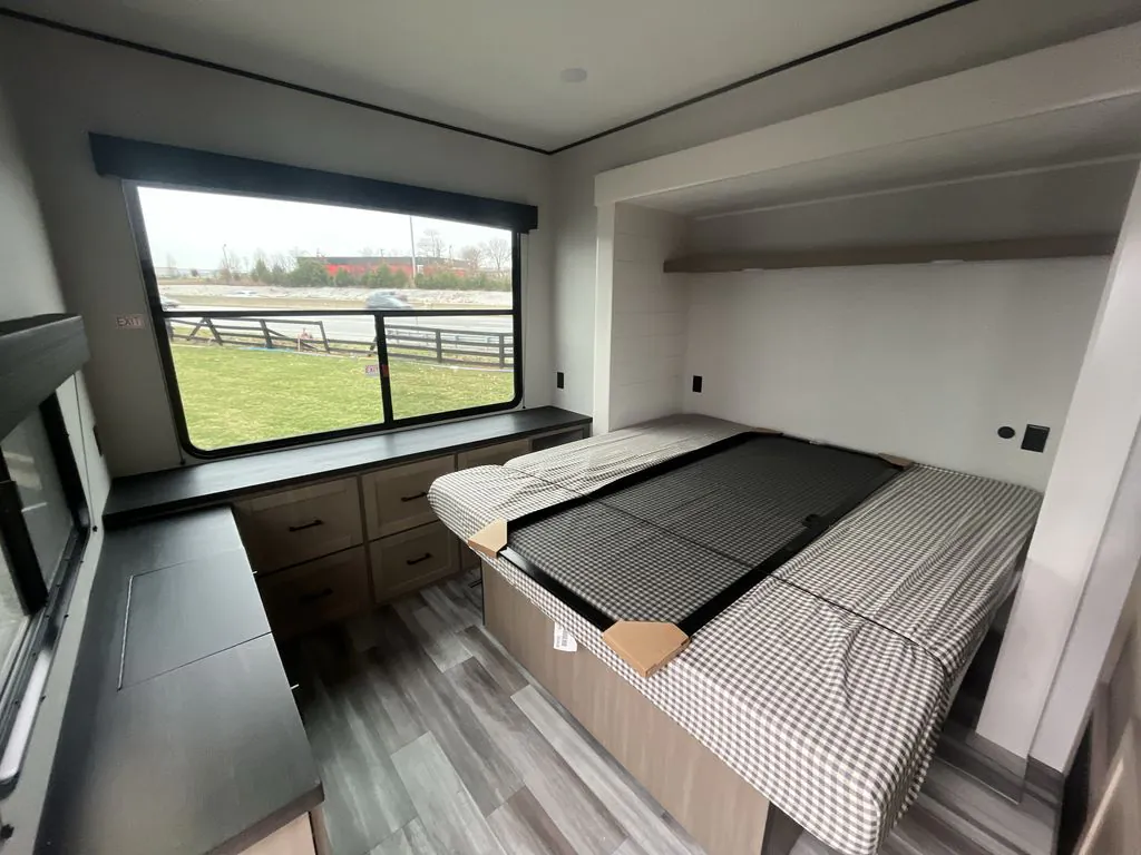 2026 Jayco Jay Flight Bungalow 401FLTS DS, Photos photo 29