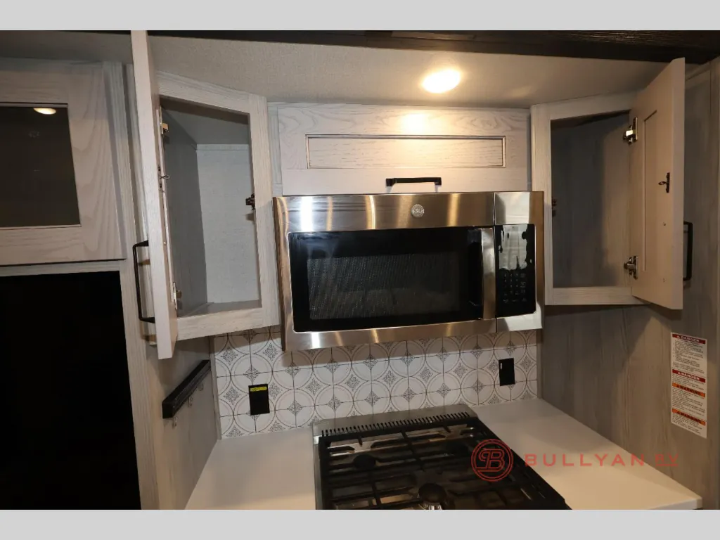2024 Keystone Montana High Country 381TB, Photos photo 28