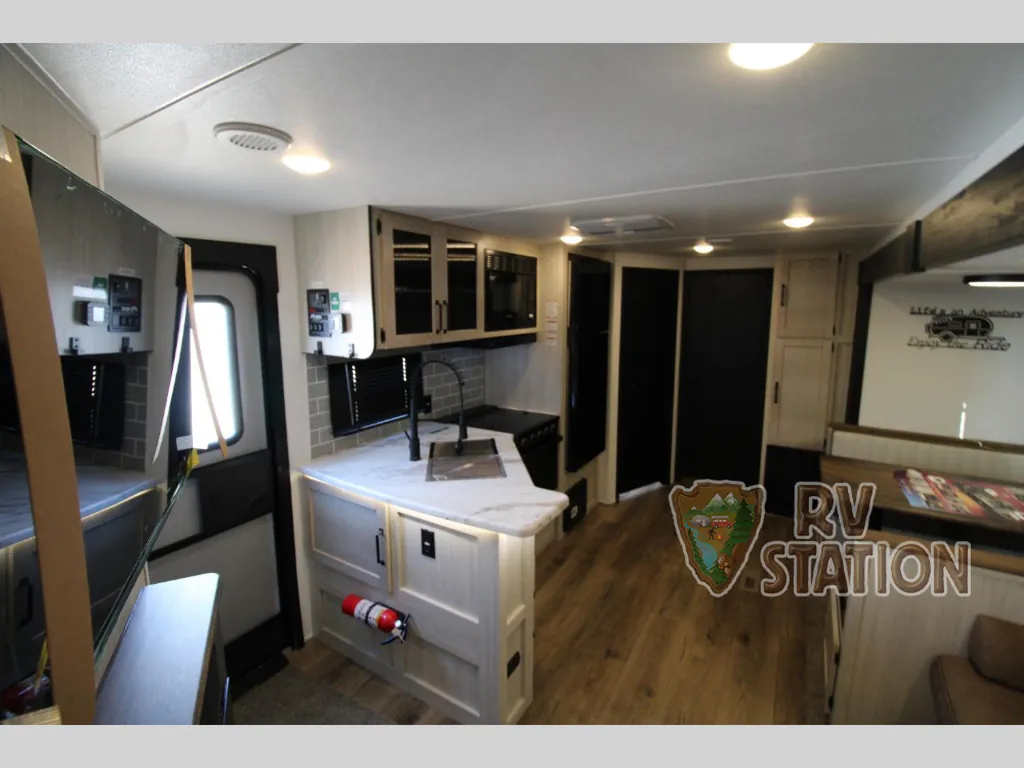 2027 Forest River Puma 32BHQS, Photos photo 18