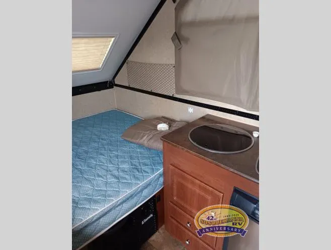 2015 Forest River Rockwood Hard Side Series A192HW - Photo 4