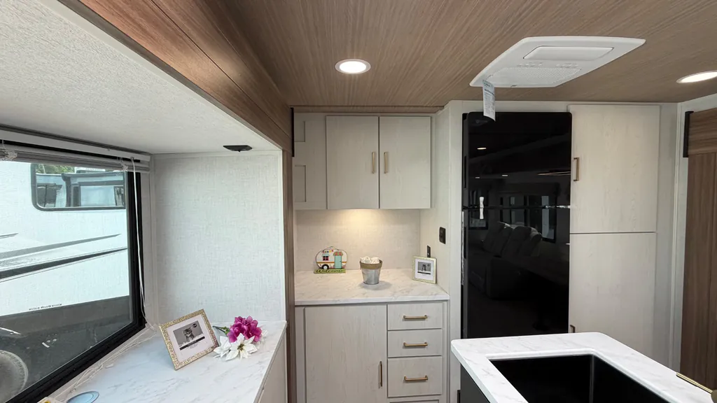 2026 Forest River Vibe 3400XL, Photos photo 25