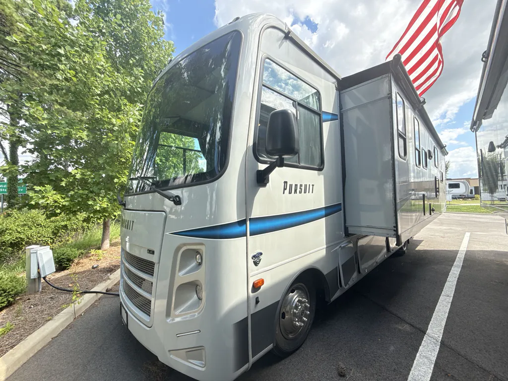 2022 Coachmen Pursuit 31BH, Photos photo 6