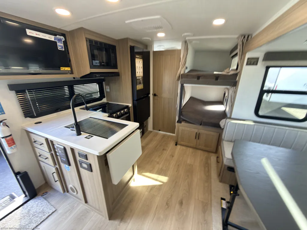 2027 Forest River Rockwood Mini Lite 2520BH, Photos photo 14