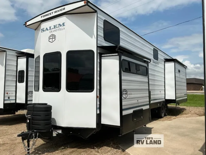 2027 Forest River Salem Grand Villa 42DL - Photo 3