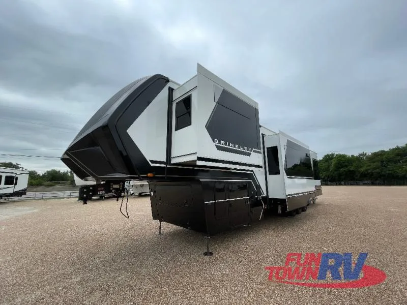 2024 Brinkley Model G 3950 - Photo 4