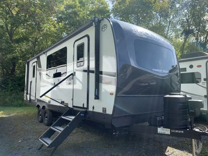 2026 Forest River Rockwood Ultra Lite 2619FK - Photo 2