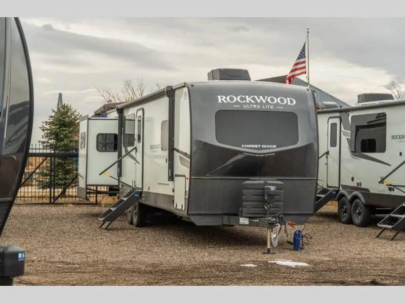 2026 Forest River Rockwood Ultra Lite 2908SRL - Photo 2