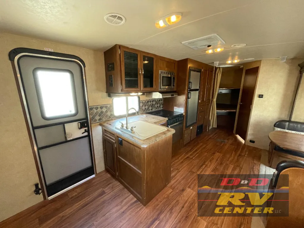 2016 Forest River Vibe 272BHS, Photos photo 17