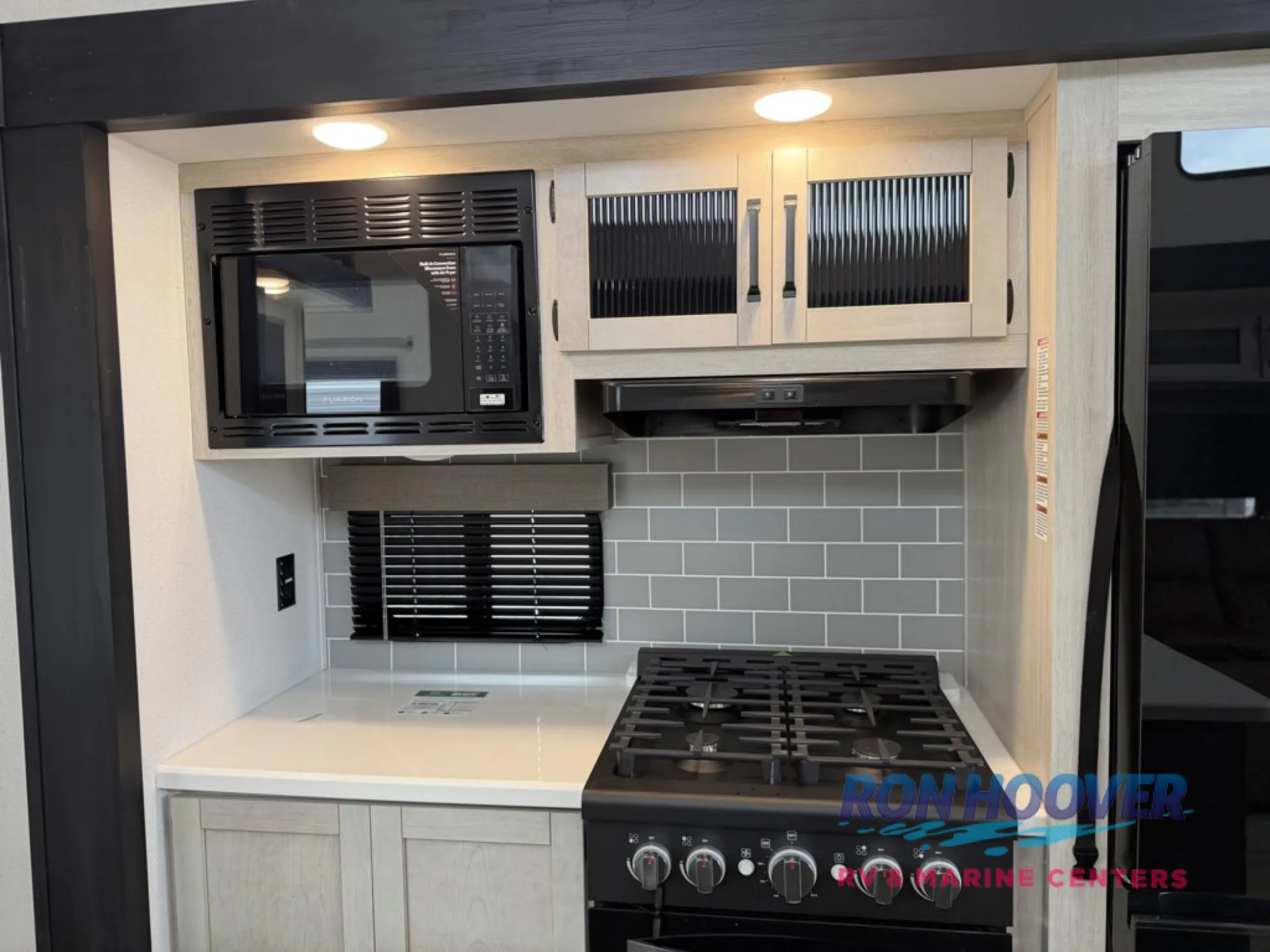 2026 Forest River Puma Vista 402LFT — Photo 6