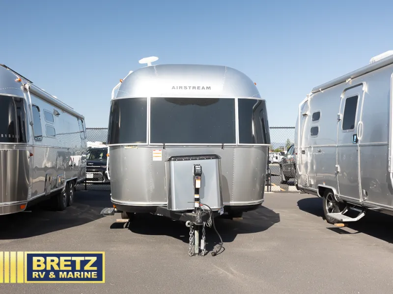2025 Airstream RV Bambi 16RB - Photo 3