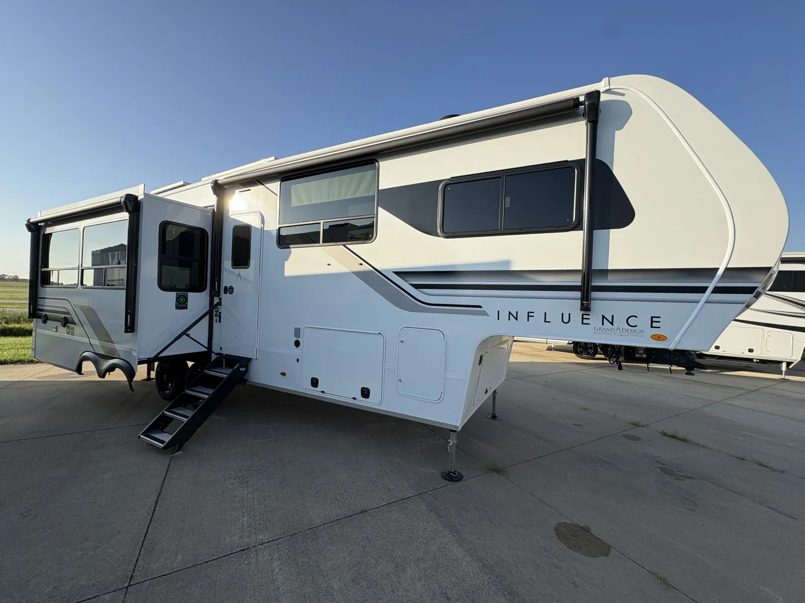 2026 Grand Design Influence 2903RL - Photo 2