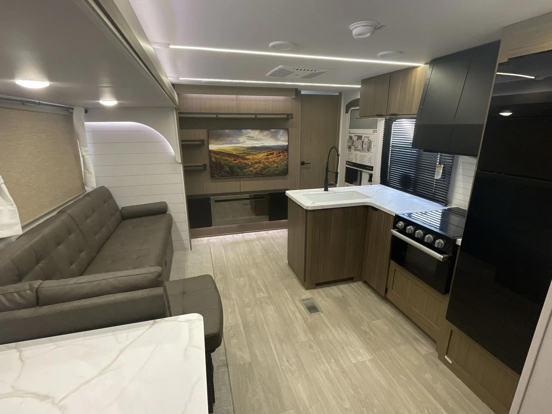 2026 Forest River Salem 33TS — living area main