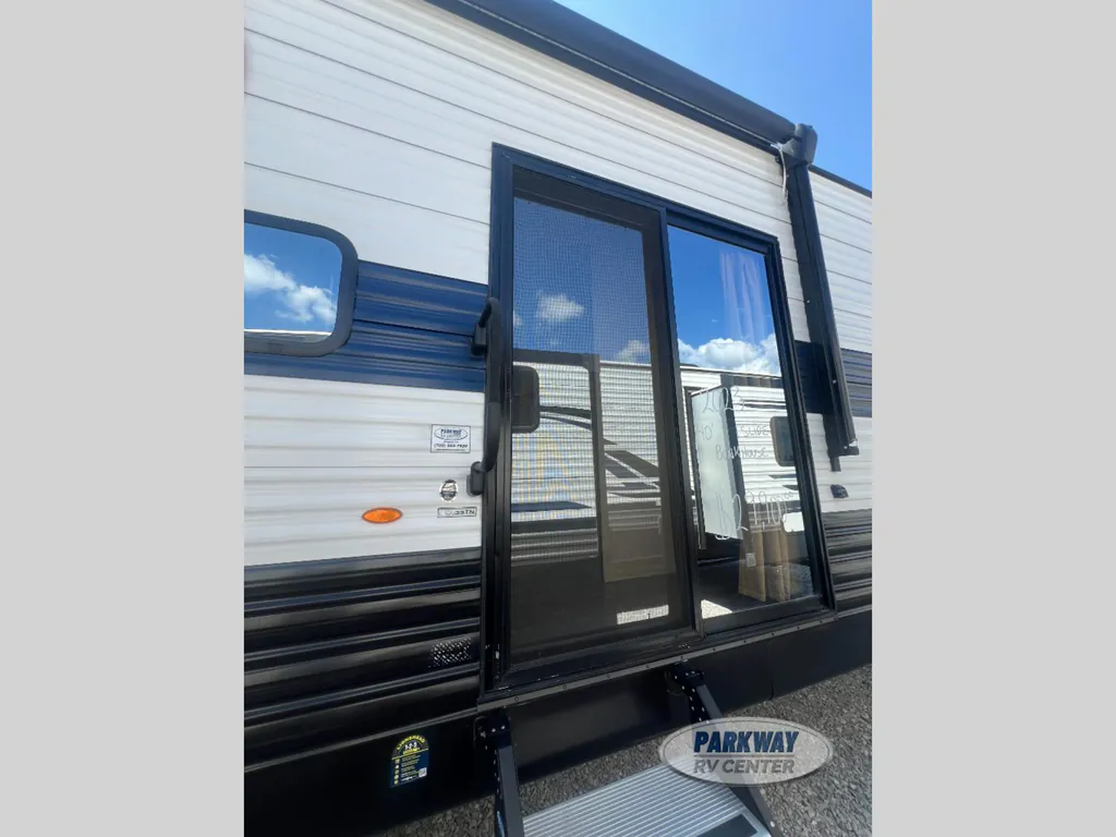 2023 Forest River Timberwolf 39TN, Photos photo 4