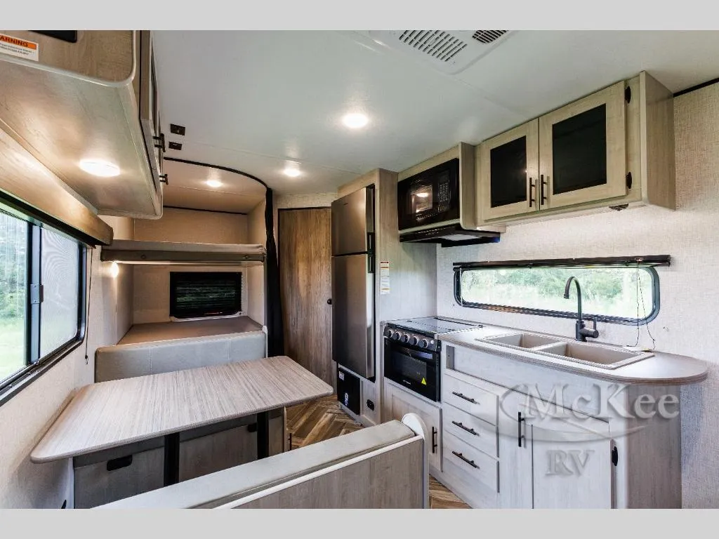 2025 CrossRoads Zinger Lite 252BH - Photo 4