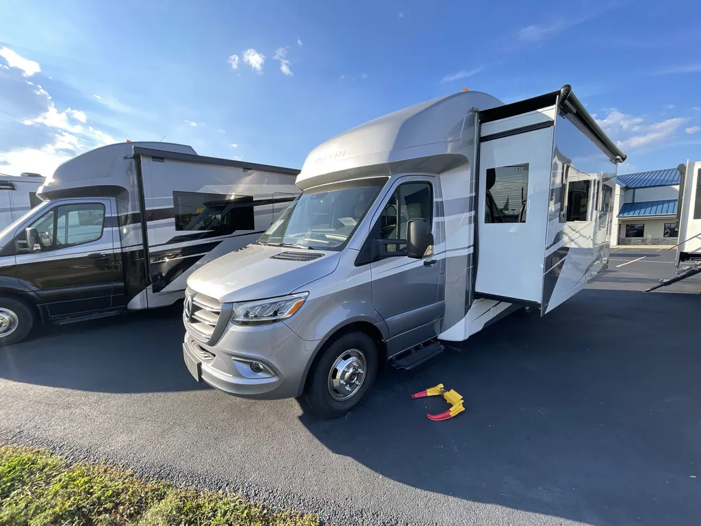 2026 Tiffin Wayfarer 25 XRW, Photos photo 8