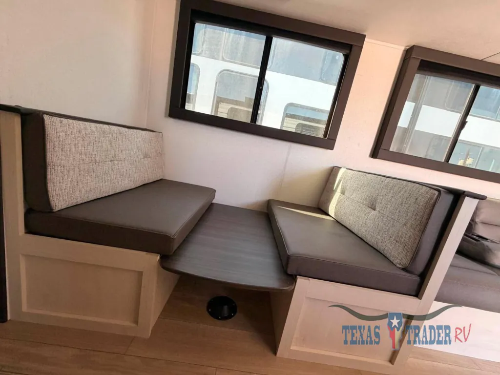2027 Shasta i-5 Edition 532BEDS, Photos photo 7
